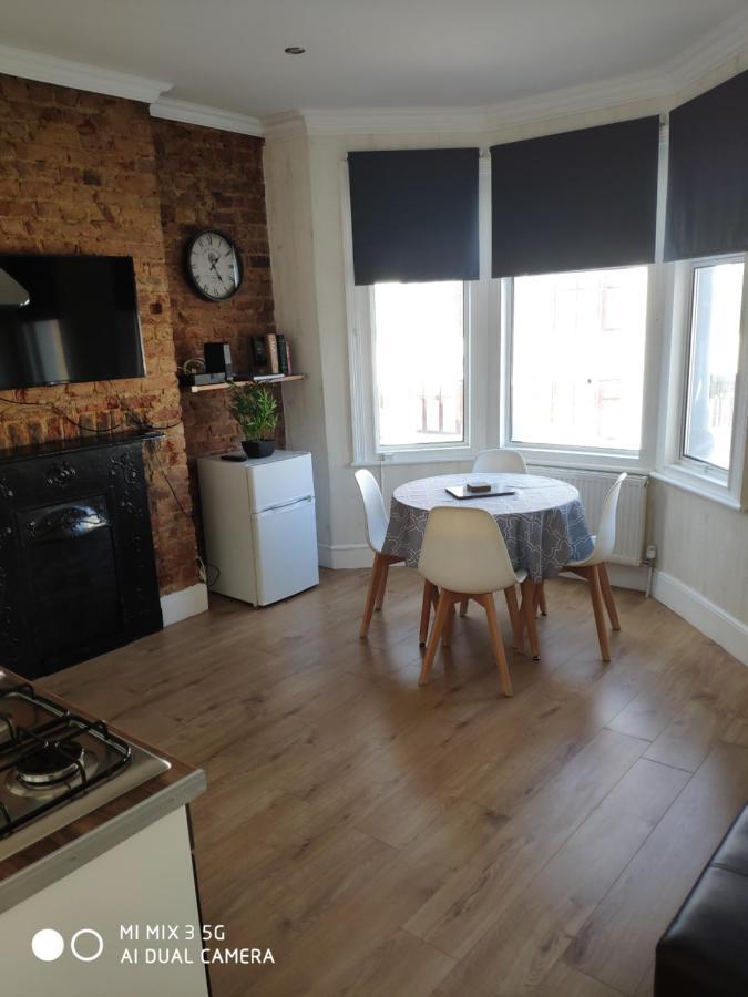 Beresford 1St Floor Seafront Apartment Southend-on-Sea Kültér fotó
